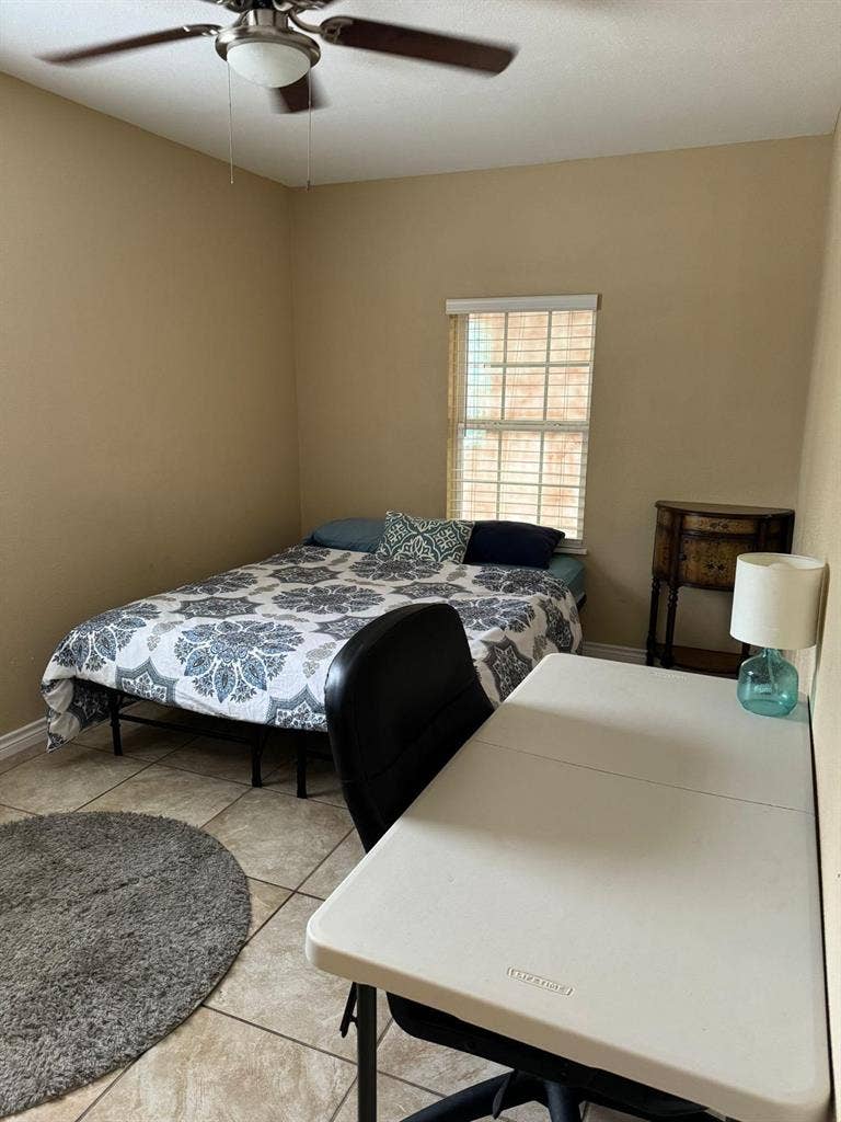 7 BR in Houston