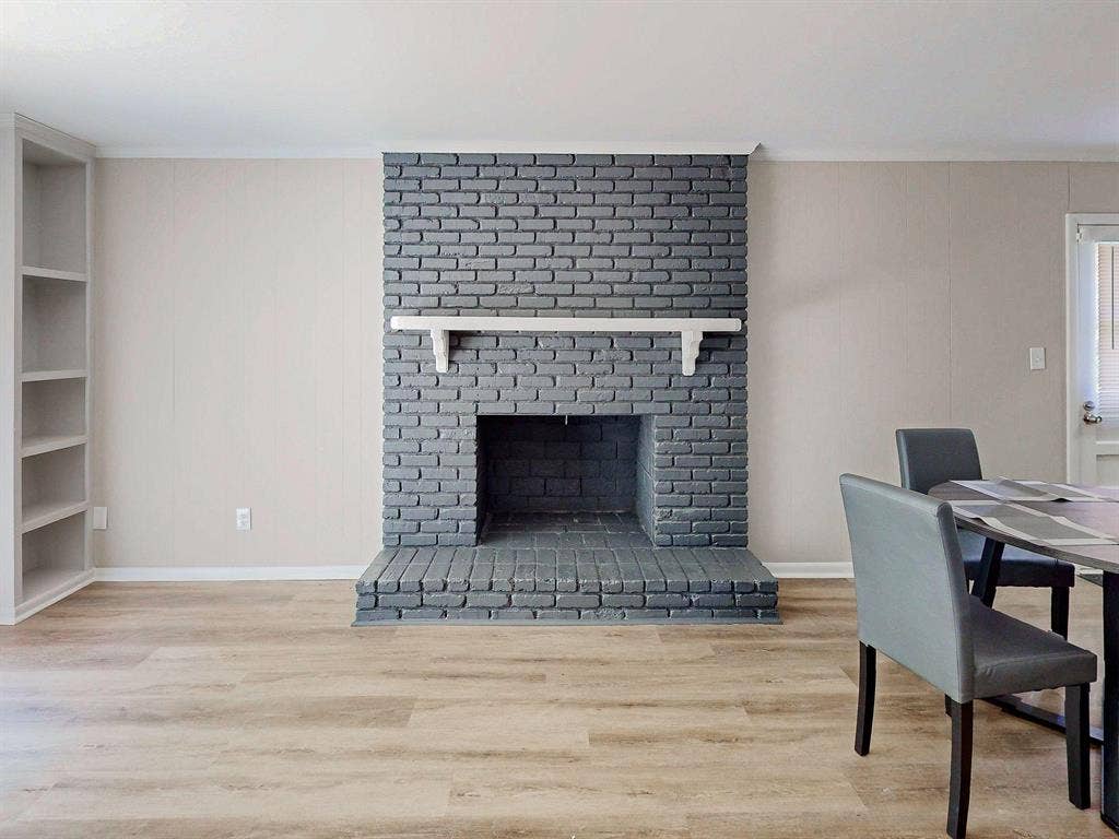 6 BR in Decatur