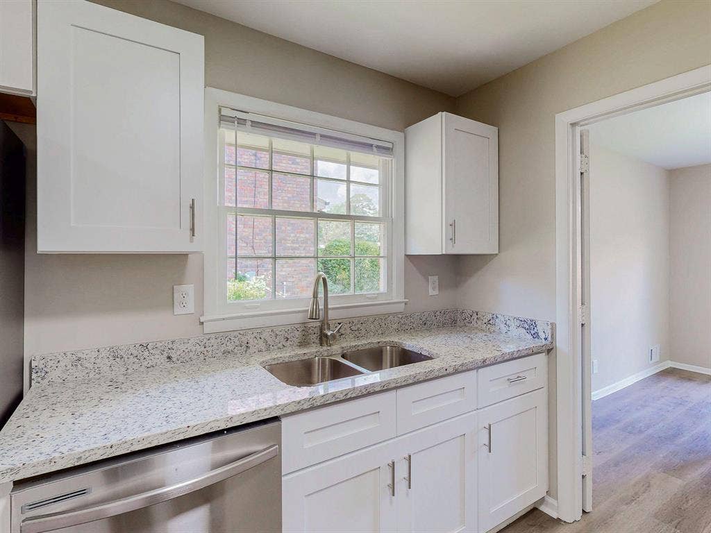 6 BR in Decatur