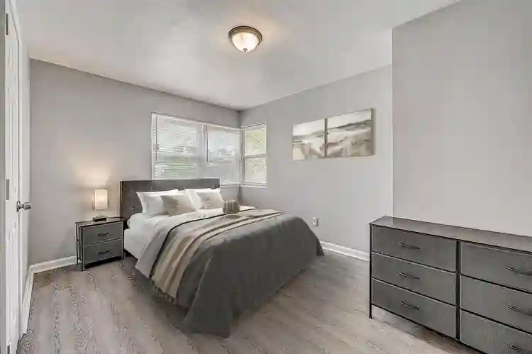 9 BR in Jacksonville