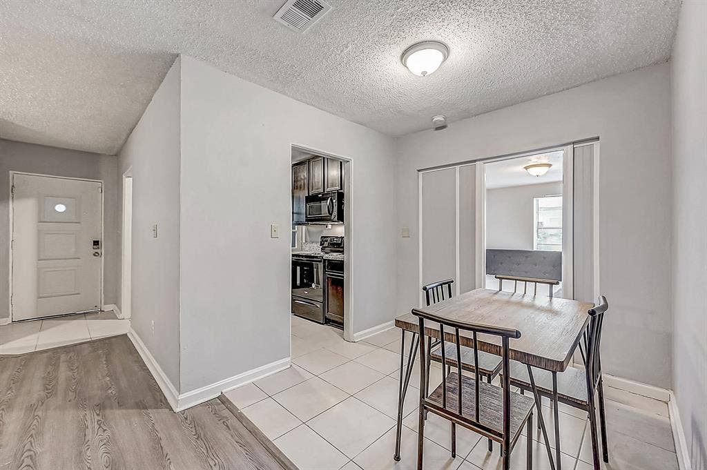 9 BR in Jacksonville