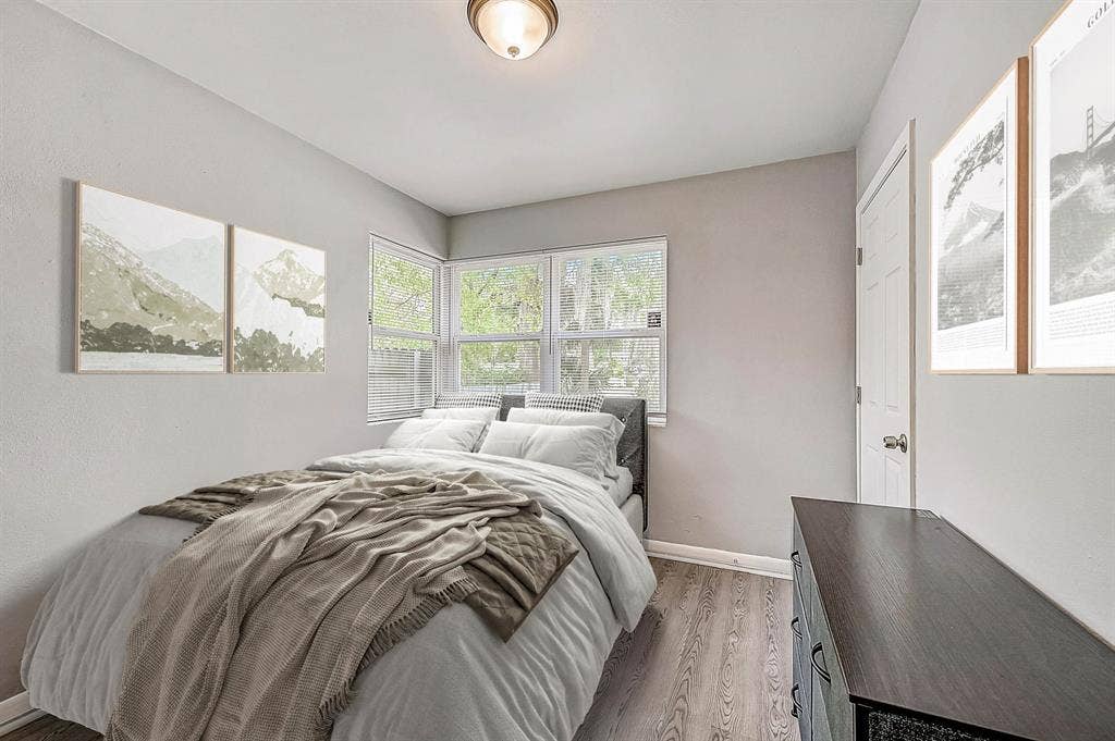 9 BR in Jacksonville