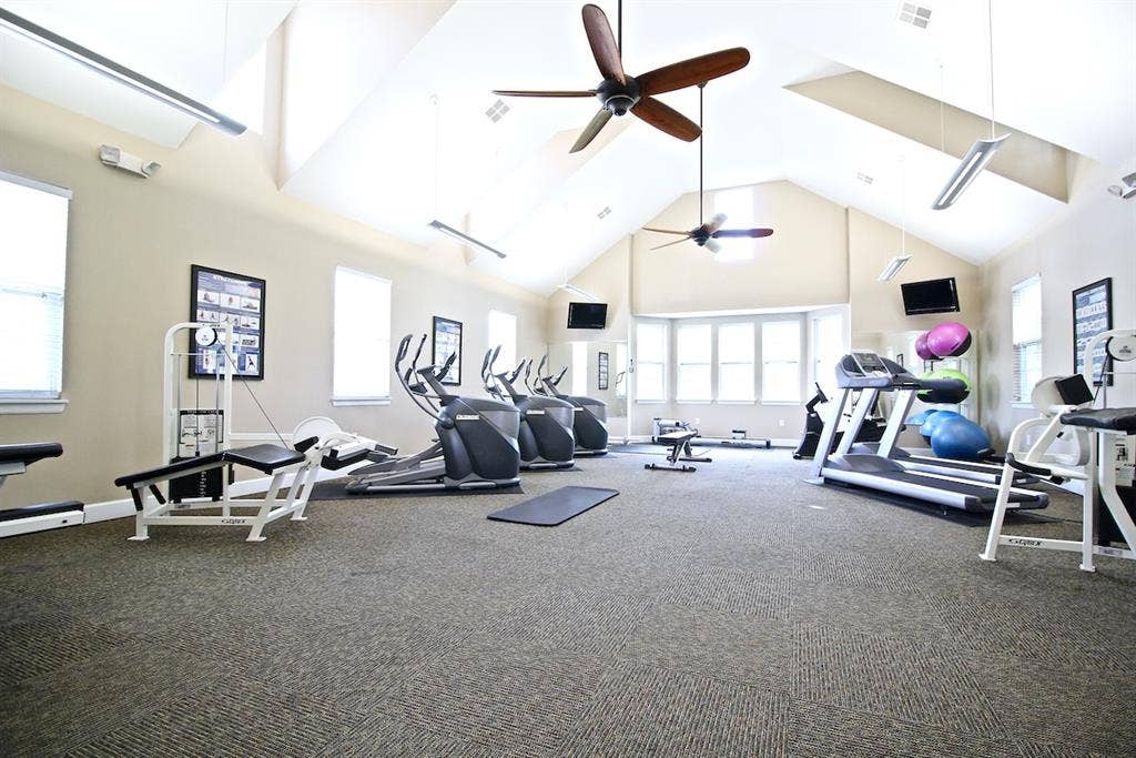 Accomodation/Lease Transfer