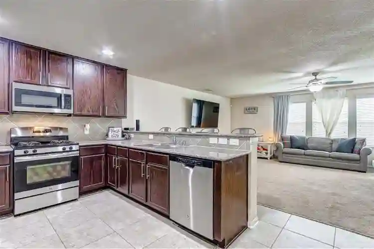 Private room available in Katy