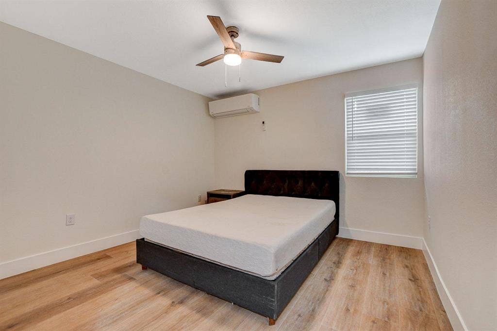 8 BR in Las Vegas