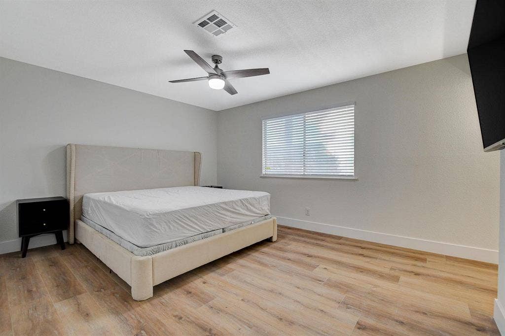 8 BR in Las Vegas