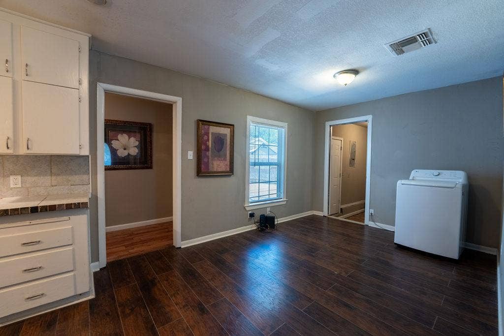 8 BR in Haltom City