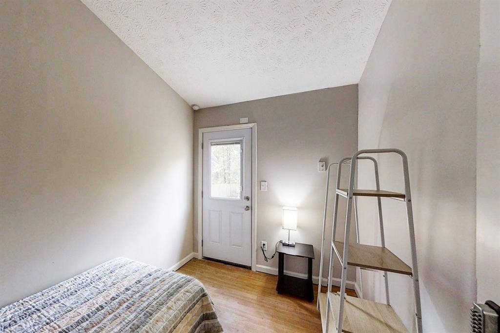 9 BR in Jonesboro