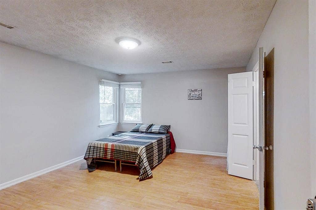 9 BR in Jonesboro