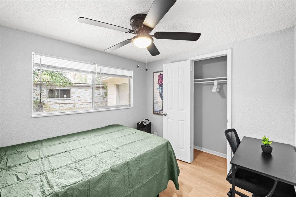 7 BR in Jacksonville