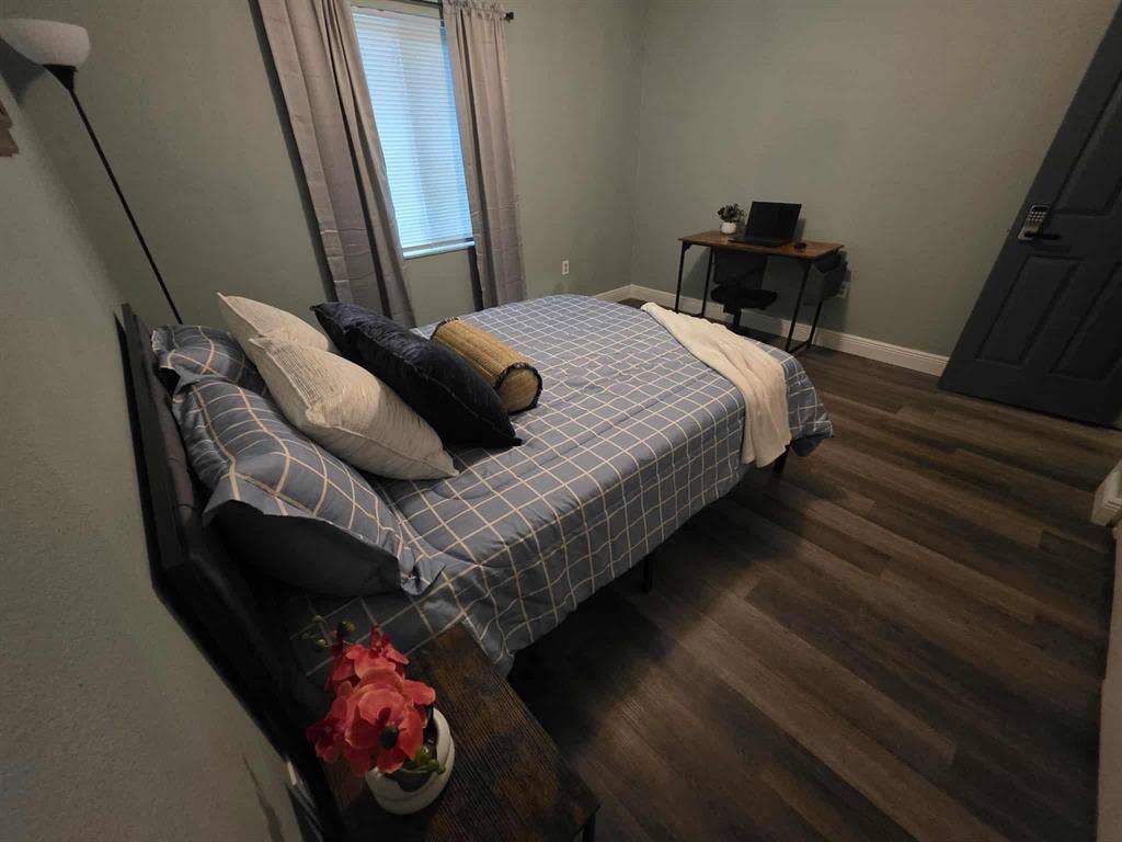 6 BR in Port Charlotte