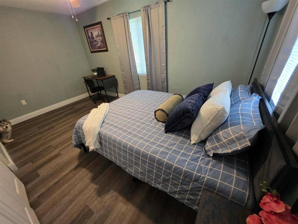 6 BR in Port Charlotte