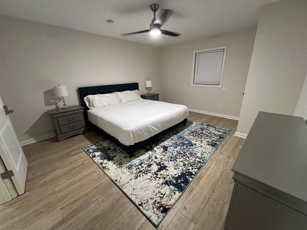 6 BR in Atlanta