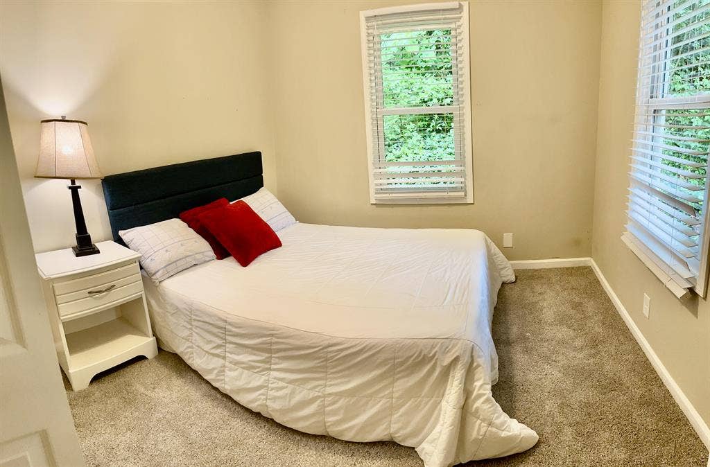 2 BR in Stone Mountain