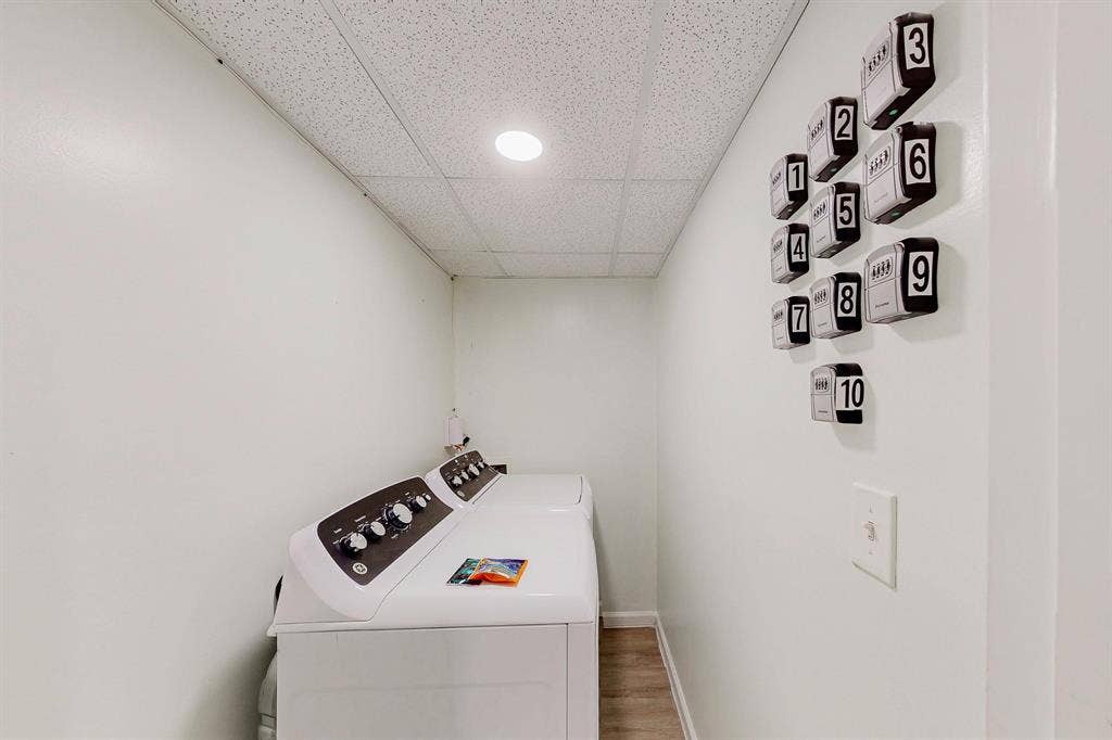 9 BR in College Park