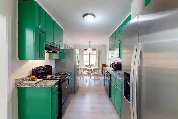 9 BR in College Park