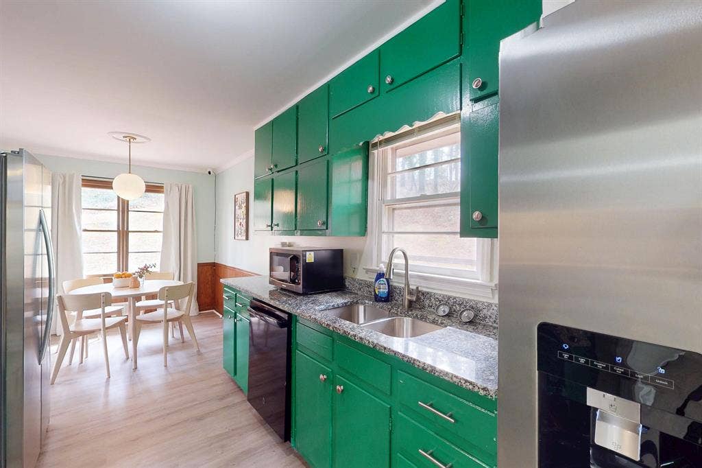 9 BR in College Park