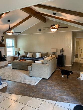 2 rooms available for rent!