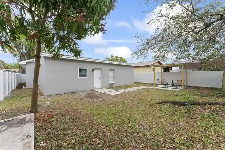 6 BR in Tampa