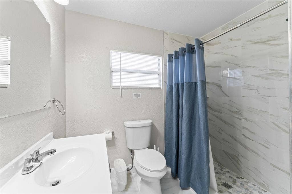 6 BR in Tampa
