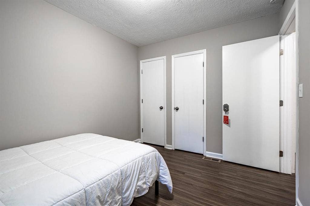 9 BR in Ellenwood