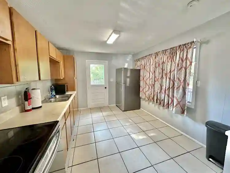 4 BR in Tampa