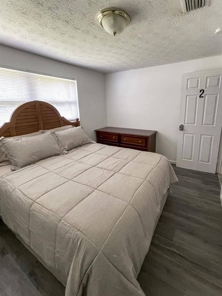 7 BR in Jacksonville