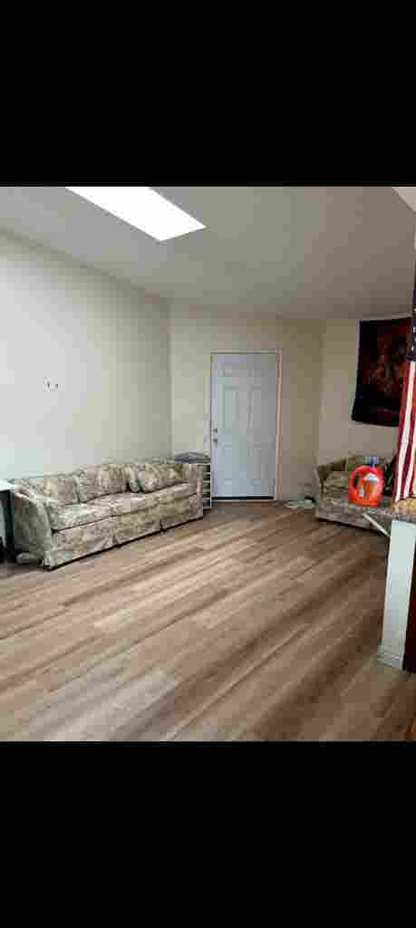 1 room available with balcony