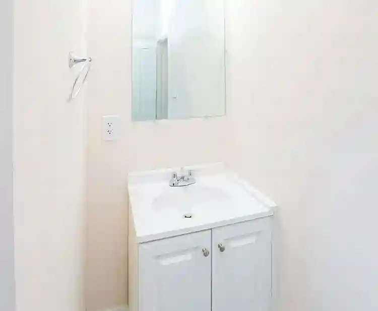 7 BR in Petersburg