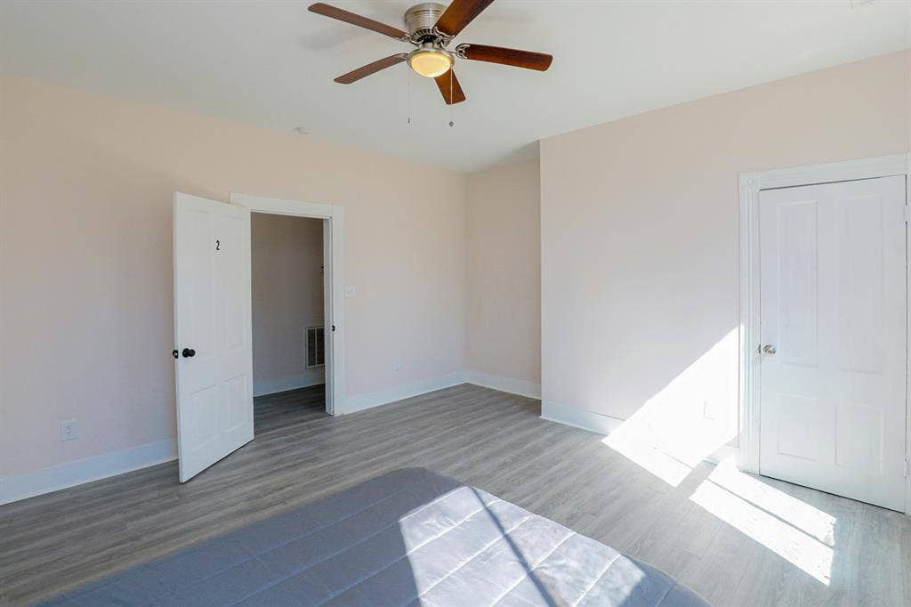 7 BR in Petersburg