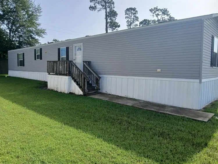 Seeking 🏳️🌈 Roommate.