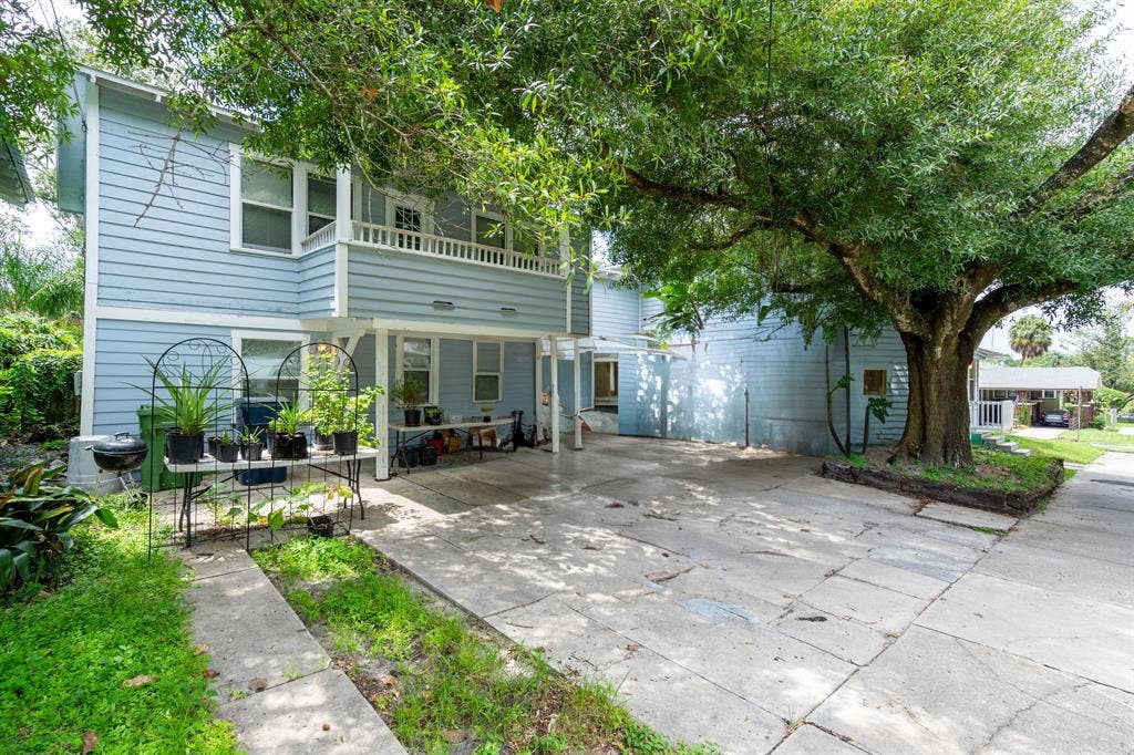5 BR in Tampa