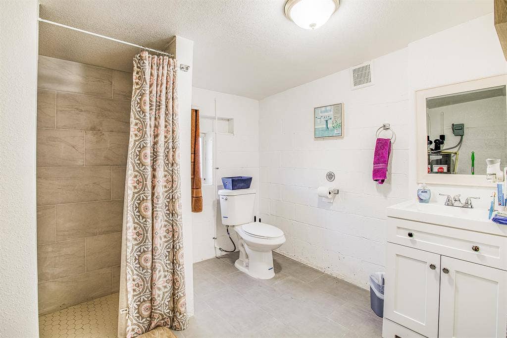 7 BR in Jacksonville
