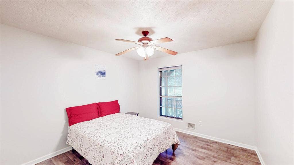 10 BR in College Park
