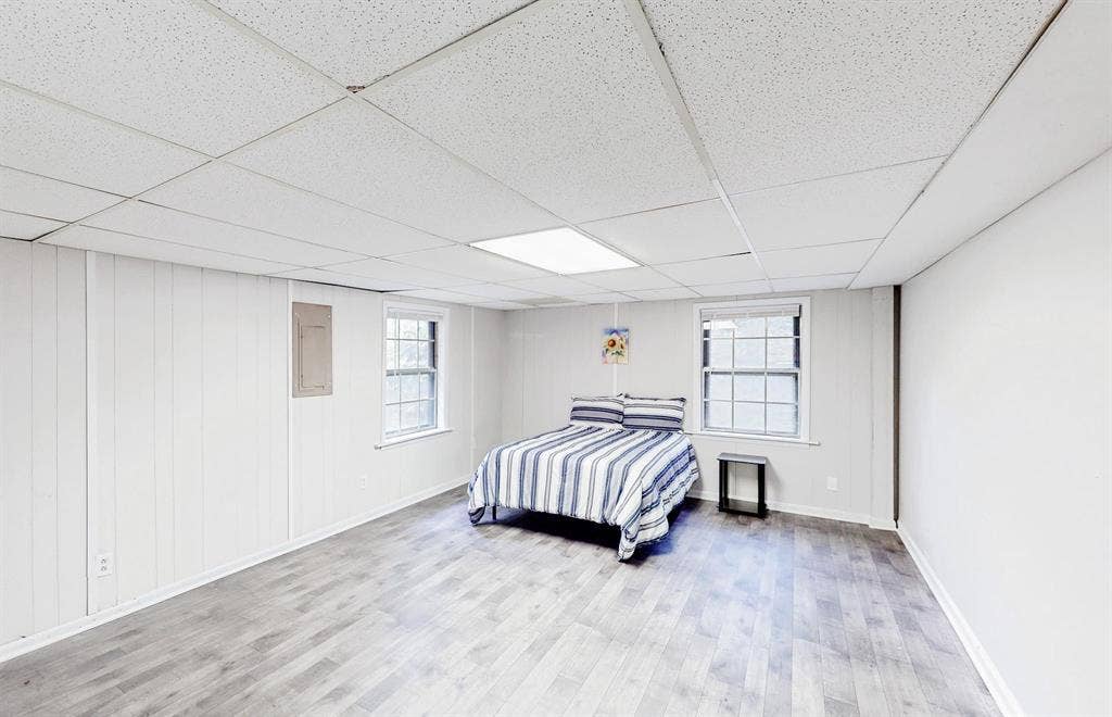 10 BR in College Park