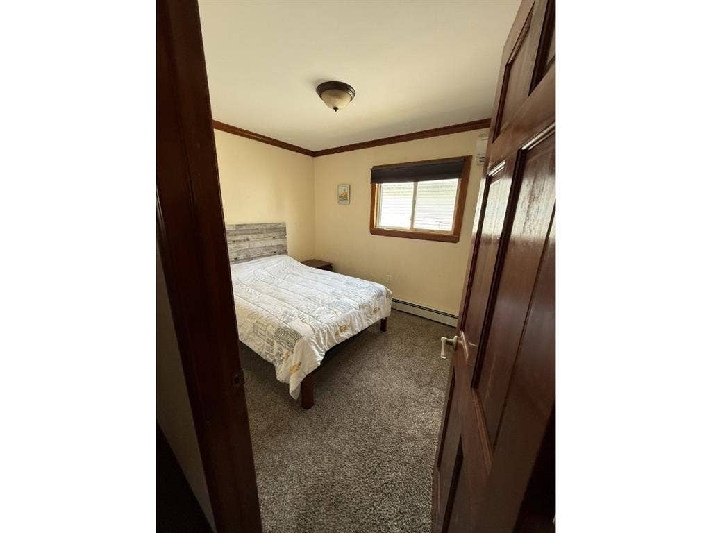 Room for Rent-Howard Beach