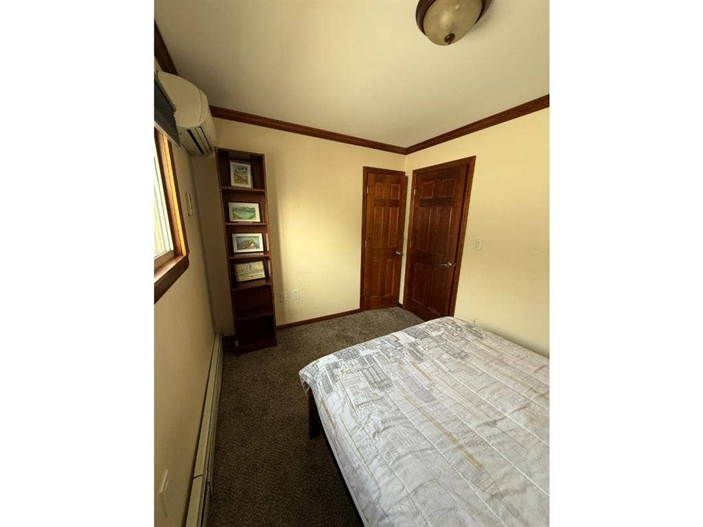 Room for Rent-Howard Beach