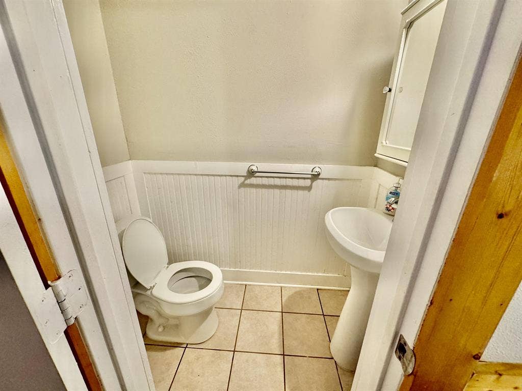 8 BR in Pasadena