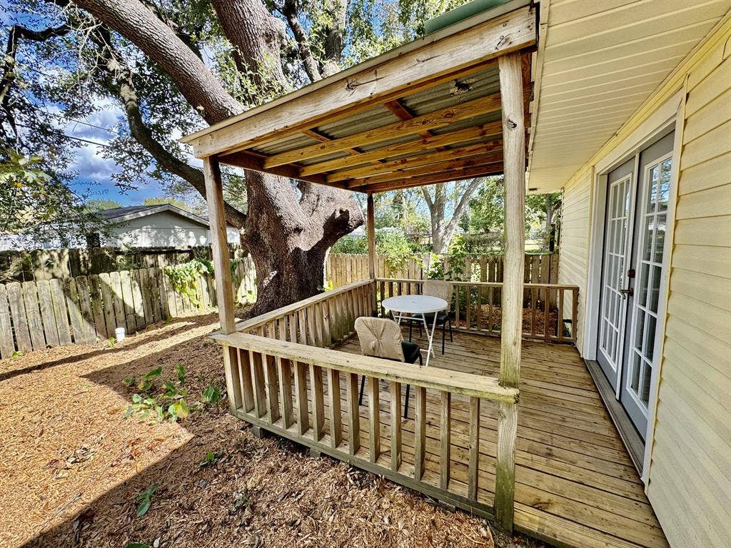 8 BR in Pasadena