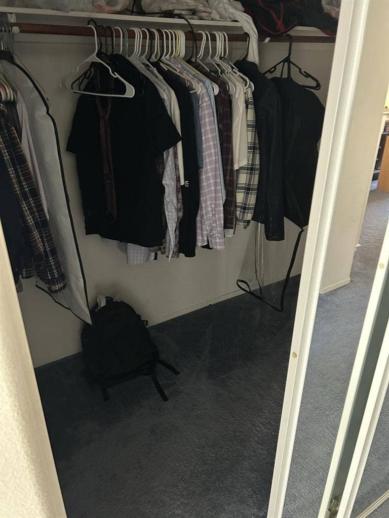 Luxe Furnished Master Bed for 2