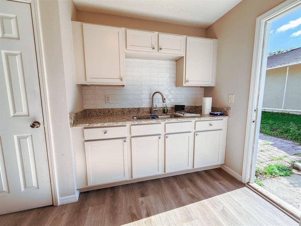 6 BR in Jacksonville