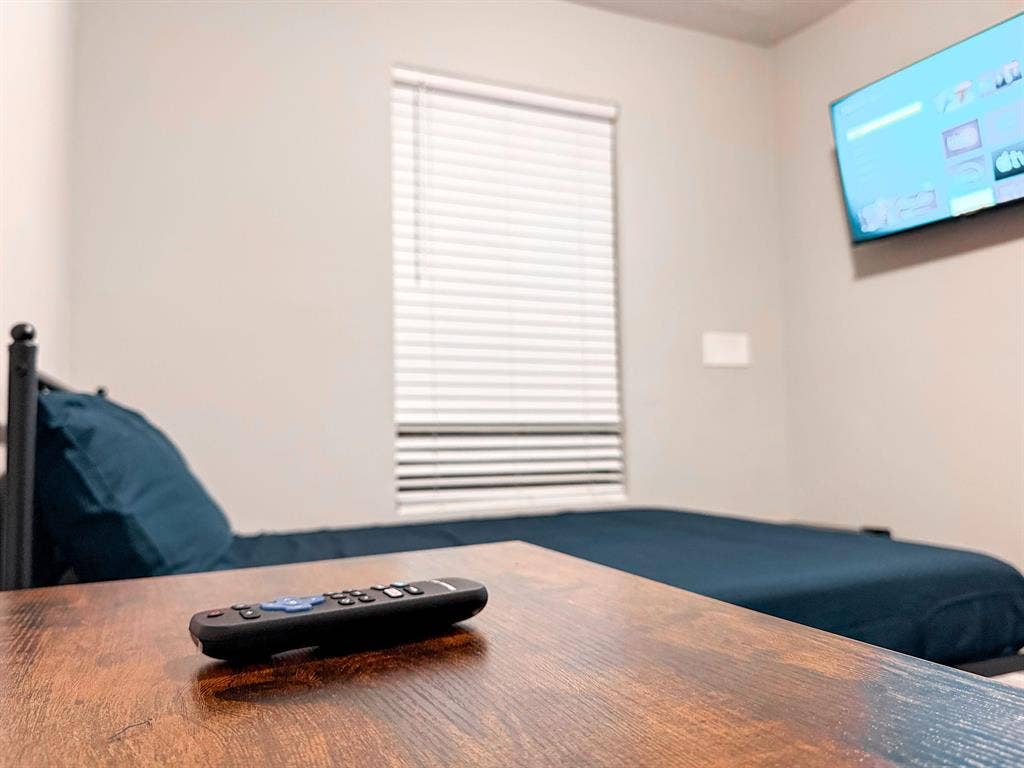 6 BR in Jacksonville