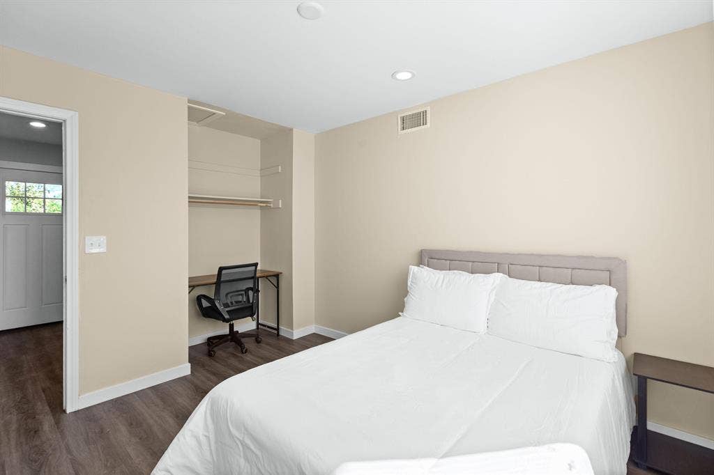 11 BR in Las Vegas