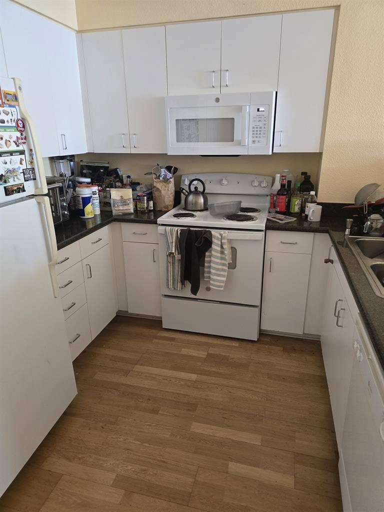 Roommate needed: Oceanview Terrace