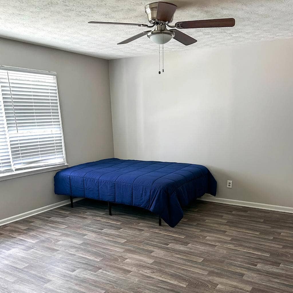 9 BR in College Park