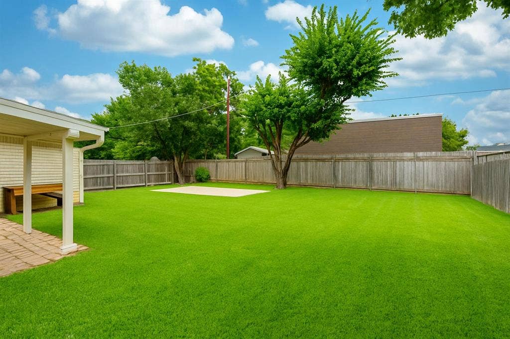 10 BR in Irving