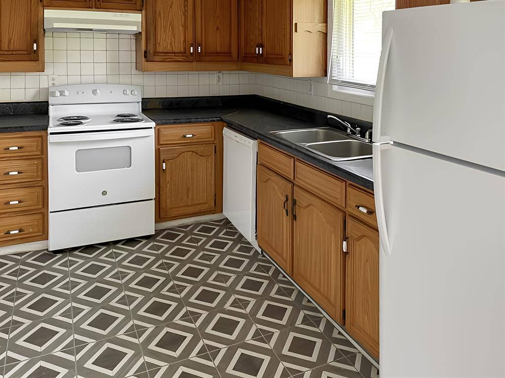 4 BR in College Park