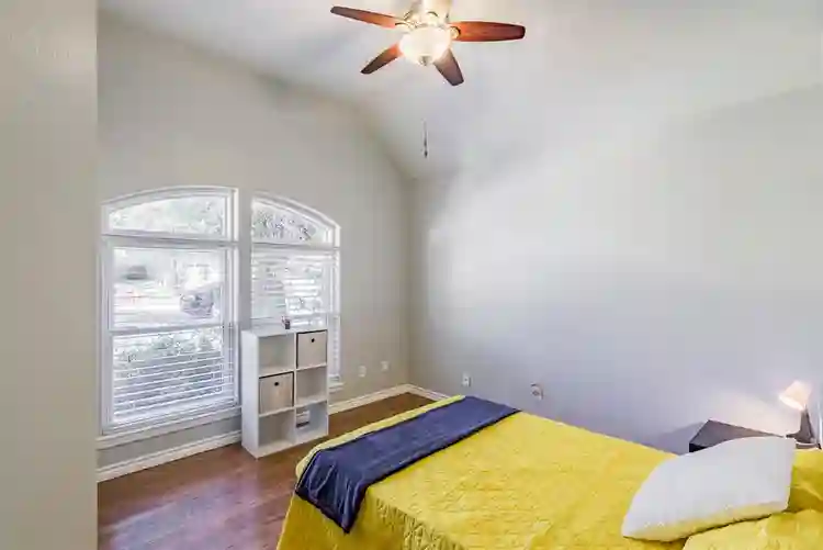 6 BR in Fort Worth