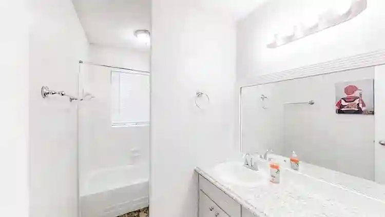 7 BR in Stone Mountain