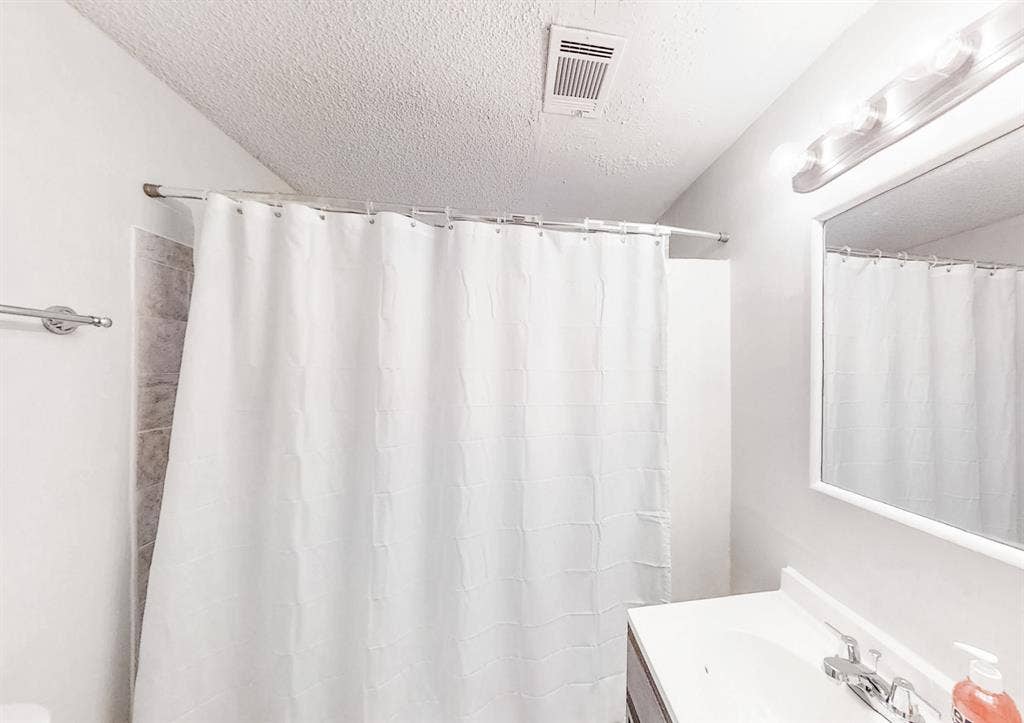 7 BR in Stone Mountain